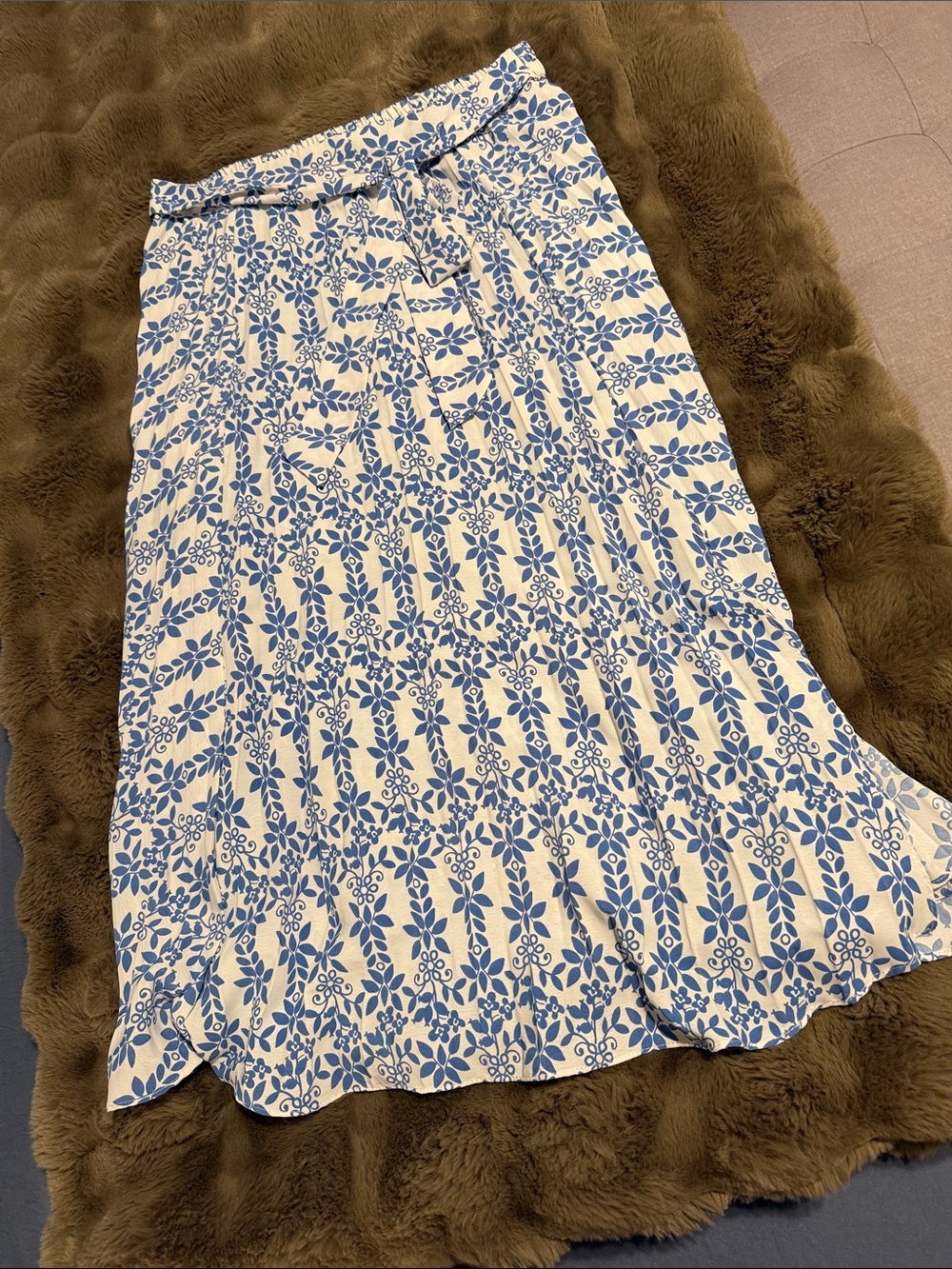 Skies Are Blue White Maxi Skirt with Blue Floral Print